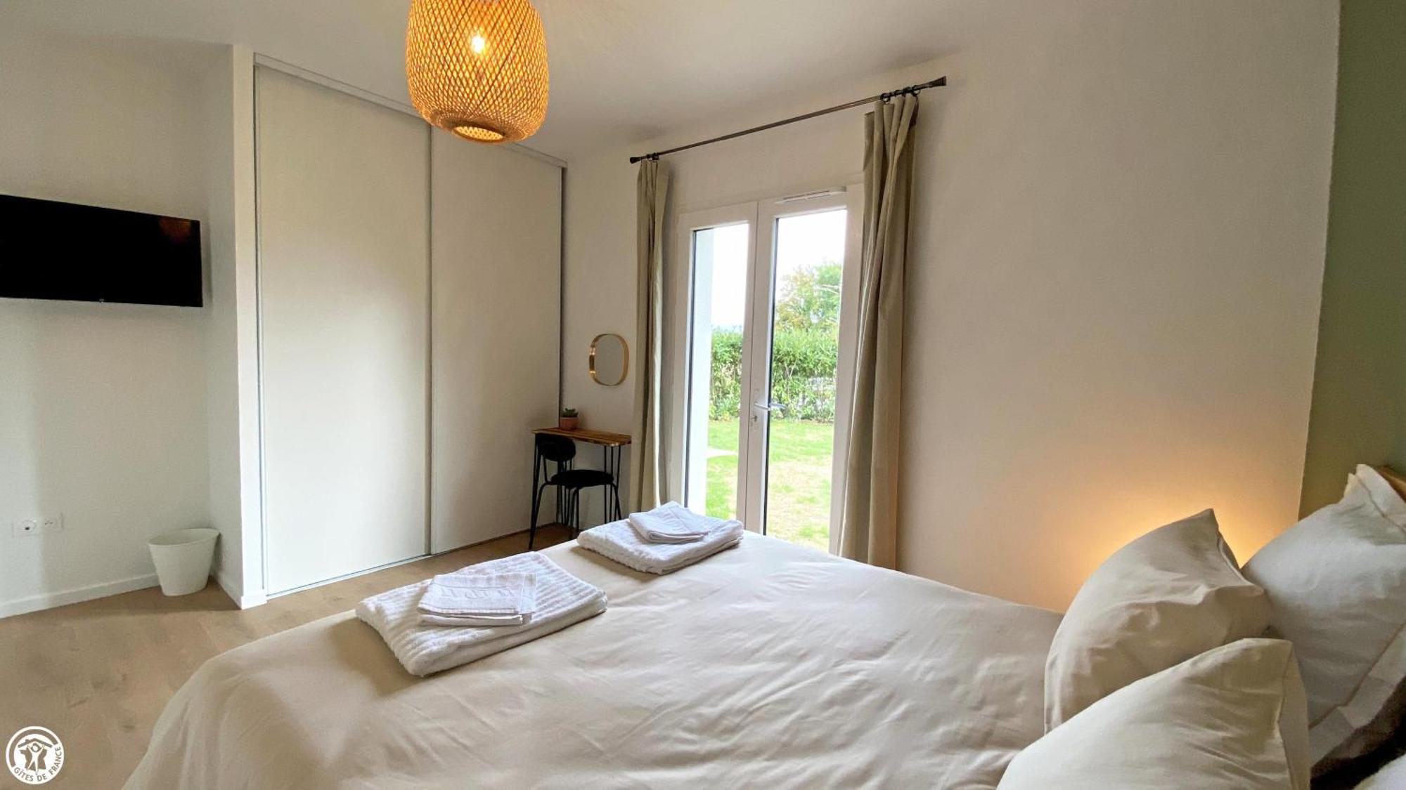 Breakislebed 3 Maisons Chu Limoges Exterior foto